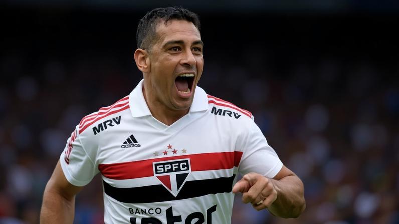 São Paulo vence Botafogo de virada por 3 a 2 com gols de Nenê e Diego Souza