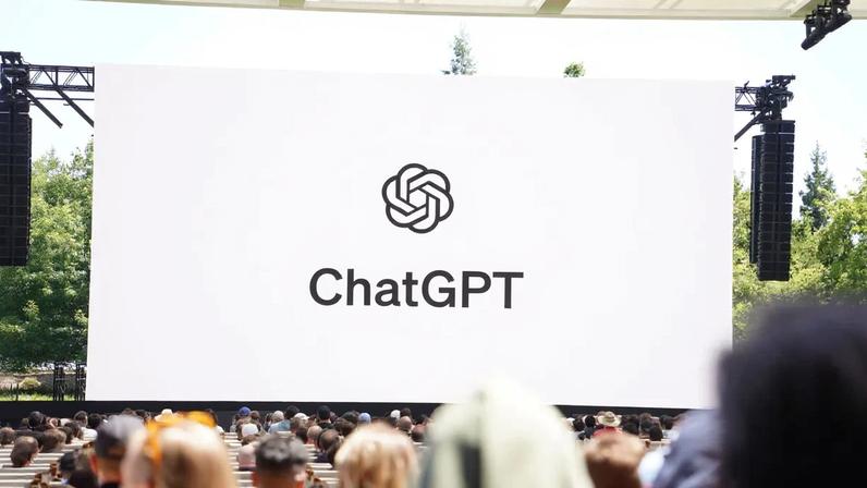 Apple announcing ChatGPT in Siri during its WWDC 2024 keynote.