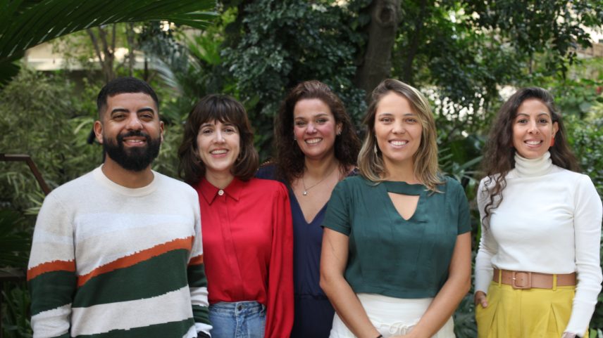 Ellen Bileski, Flora Bitancourt, Jairo Malta, Marcela Bacchin e Ushi Araújo, cinco brasileiros com expertise no ecossistema social e ambiental (Foto: Divulgação)