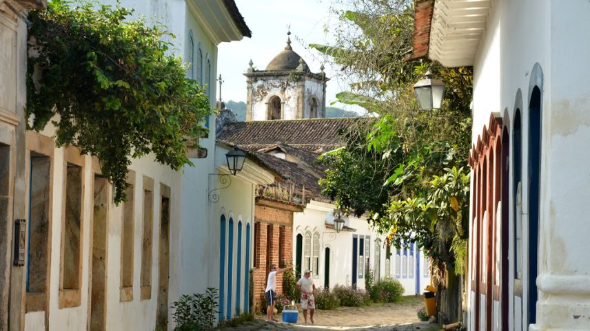 Ruas de Paraty, no Rio de Janeiro. (Imagem: Crreative Commons)