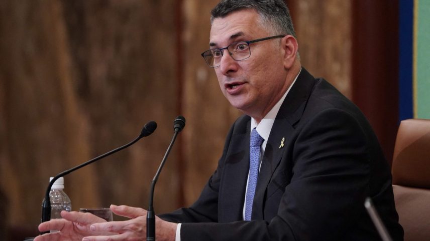 Chanceler israelense, Gideon Saar, em evento em Tóquio (Foto: Kazuhiro NOGI / AFP)