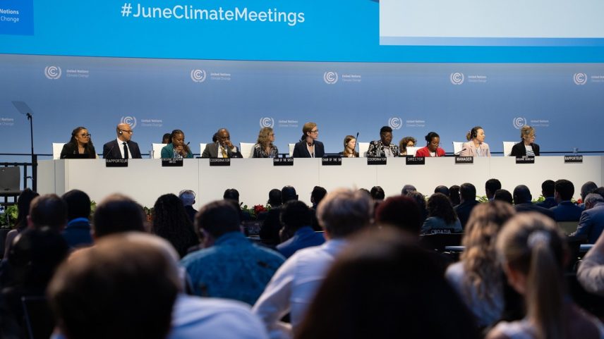 Negociadores dos países reunidos no encontro preparatório da COP30 em Bonn, na Alemanha (Foto: UNFCCC/Lara Murillo)