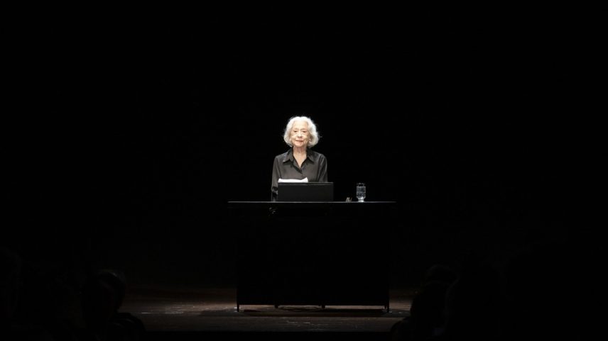 Fernanda Montenegro em recital na ABL (Foto: Michael Félix/ Divulgação ABL)
