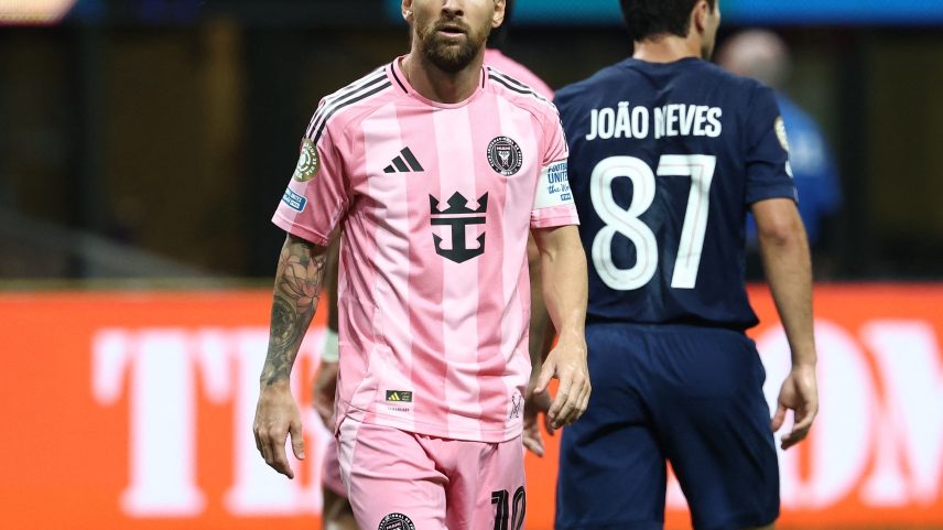 Messi durante o jogo entre Inter Miami e PSG, pelo Mundial (Foto: Franck Fife/AFP)