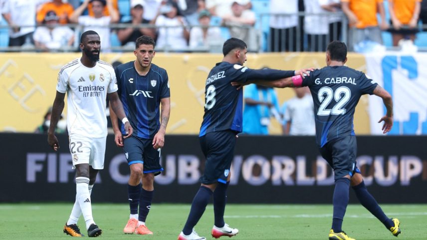 Zagueiro do Real Madrid, Rudiger acusou Gustavo Cabral, do Pachuca, de racismo (Foto: Richard Pelham / GETTY IMAGES NORTH AMERICA / Getty Images via AFP)