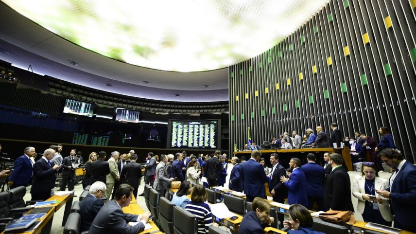 Plenário da Câmara dos Deputados durante sessão do Congresso (Foto: Saulo Cruz/Agência Senado)
