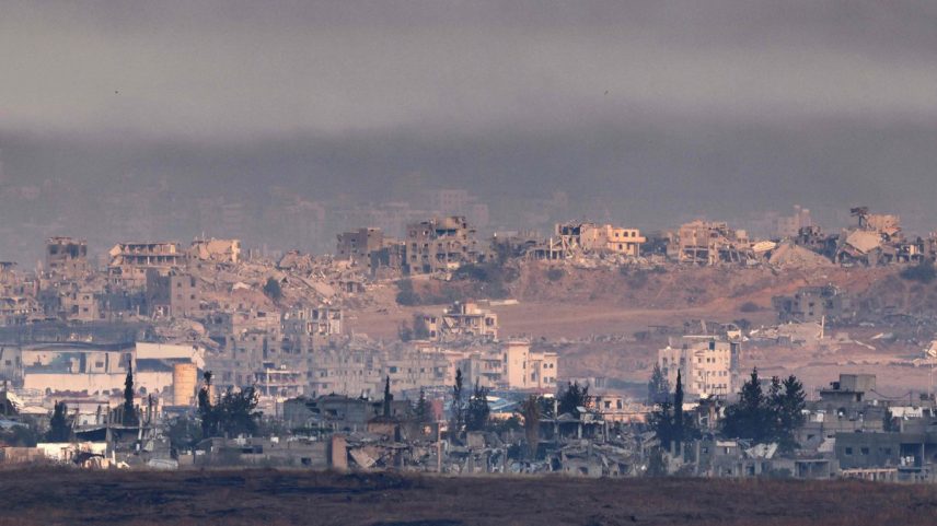 Imagem da Faixa de Gaza a partir do território israelense (Foto: Jack GUEZ / AFP)