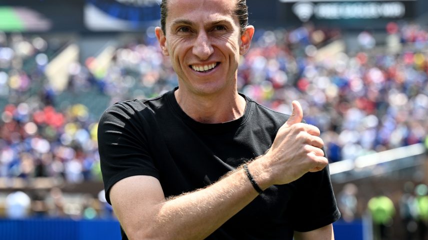 Filipe Luís, técnico do Flamengo, durante jogo contra o Chelsea no Mundial (Foto: Image Photo Agency/Getty Images)