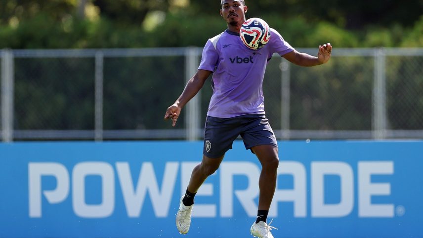 Cuiabano deve ser titular do Botafogo contra o Palmeiras, pela Copa do Mundo de Clubes (Foto: Vítor Silva)