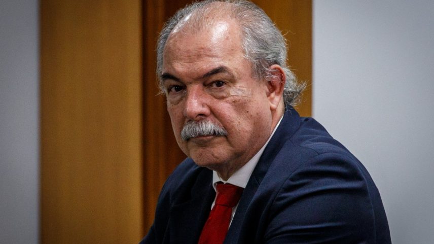 Aloizio Mercadante (BNDS) — Foto: Brenno Carvalho / Agência O Globo