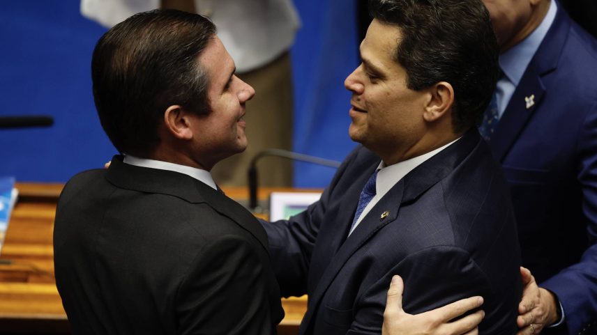 Deputado Hugo Motta, presidente da Câmara, e o senador Davi Alcolumbre, presidente do Congresso Nacional (Foto: Pedro Ladeira - 01.fev.2025/Folhapress)