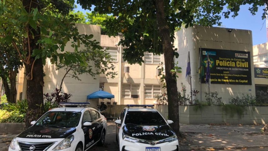 Delegacia de Homicídios da Capital, na Barra da Tijuca (Foto: Marcos de Paula/15-08-2018)