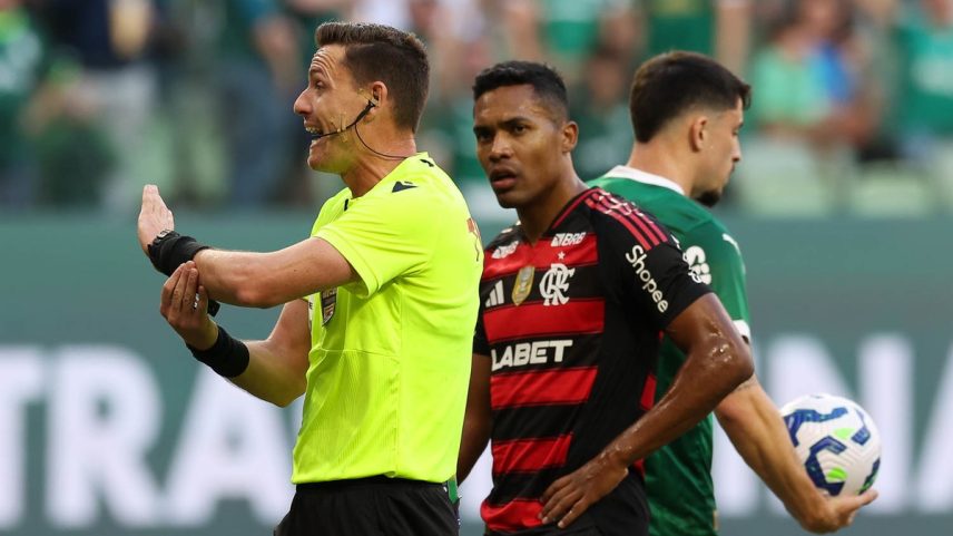 Ramon Abatti Abel durante partida entre Flamengo e Palmeiras (Foto: Cesar Greco/Palmeiras/Divulgação)