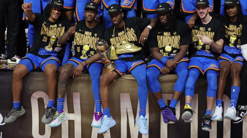 Oklahoma City Thunder comemorou o título da NBA (Foto: Matthew Stockman/Getty Images/AFP)