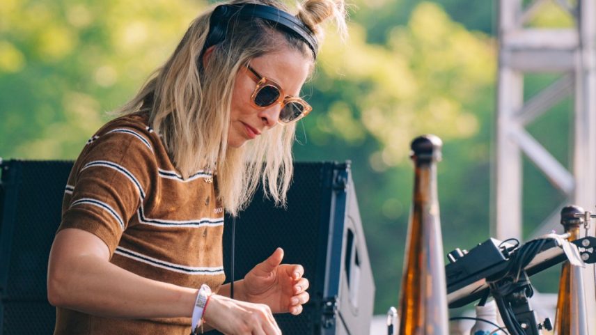 Billboard conversou com Blond:ish no Palm Tree Music Festival para discutir sua histórica residência em Ibiza, interações memoráveis com o público e mais. (Foto: Reprodução)
