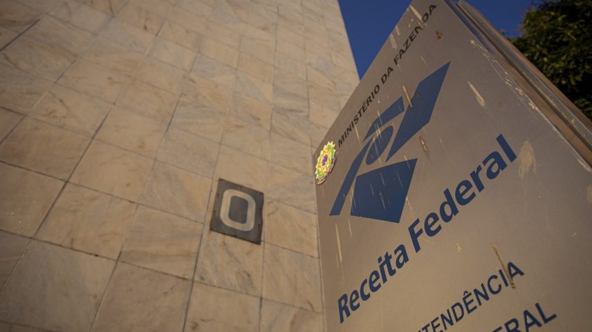 Seda da Receita Federal, em Brasília — Foto: Daniel Marenco/Agência O Globo/13-09-2019