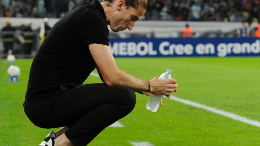Filipe Luís, técnico do Flamengo: preocupação com o Bayern (Foto: Eduardo RAPETTI / AFP)