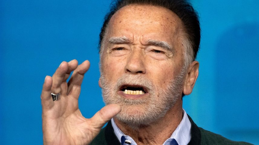 Arnold Schwarzenegger, em junho deste ano — Foto: Joe Klamar / AFP