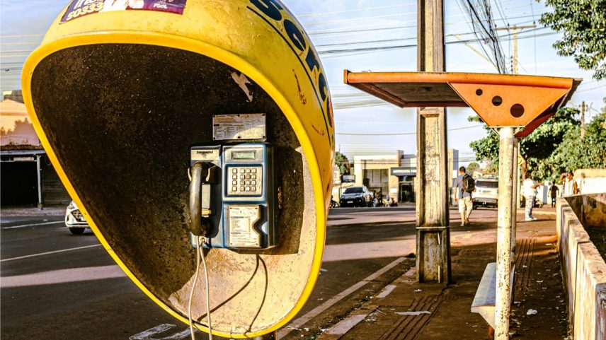 Orelhão: 7 coisas que marcaram os anos 80 e 90, e quase ninguém lembra (Foto: Reprodução/Pexels/Lucas Souza)