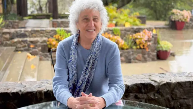 Marion Nestle diz que as recomendações básicas para uma alimentação saudável são as mesmas de décadas atrás (Foto: Peter Menzel/Cortesia de Marion Nestle)