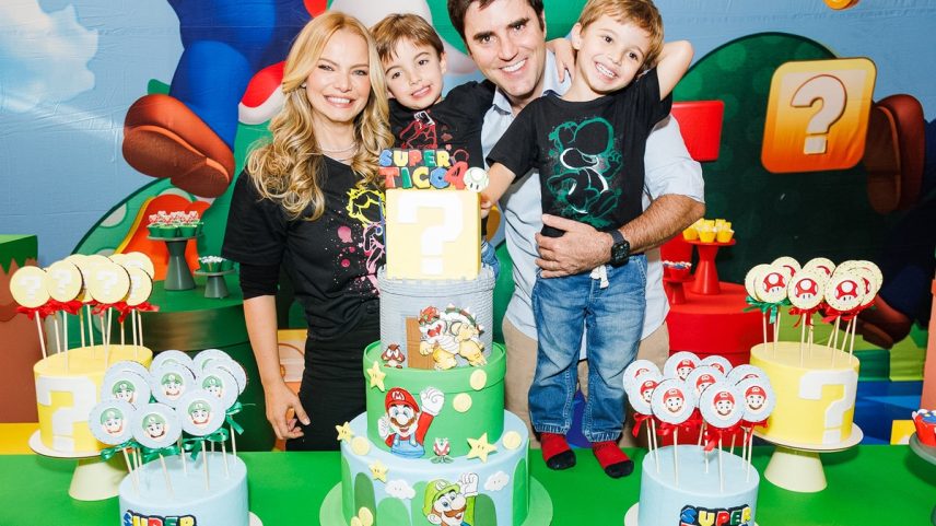Milena Toscano e Pedro Ozores comemoram os 4 anos do filho caçula, Francisco (Foto: Clayton Felizardo/Brazil News)