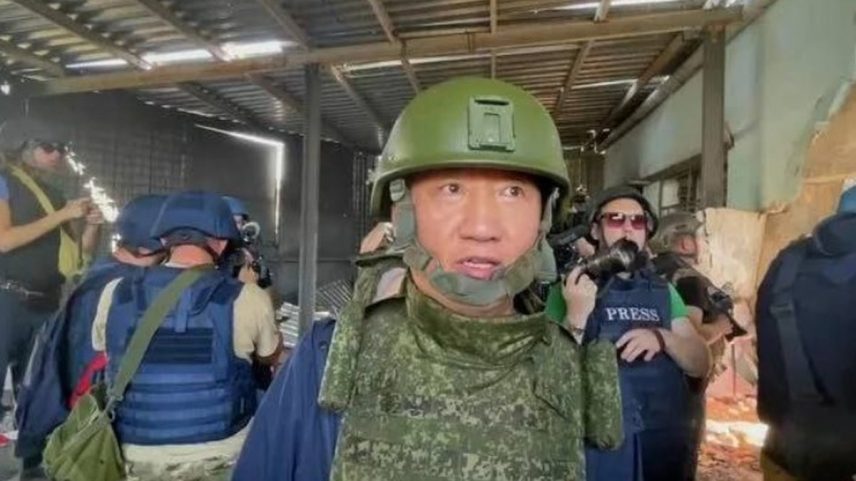 Jornalista chinês Lu Yuguang, ferido em um ataque de drones ucranianos, trabalha para o canal Phoenix TV (Foto: Reprodução / redes sociais)