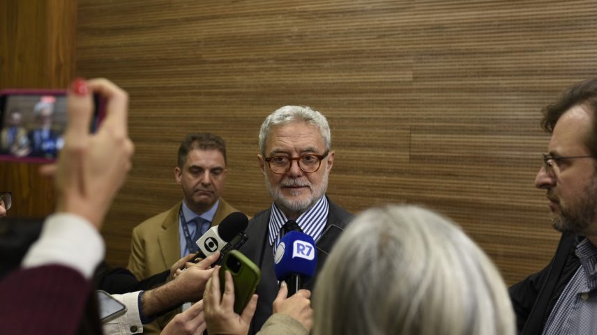 Procurador Nacional Antimáfia e Antiterrorismo da Itália, Giovanni Melillo, em evento em São Paulo nesta quarta-feira (25) (Foto: Divulgação)