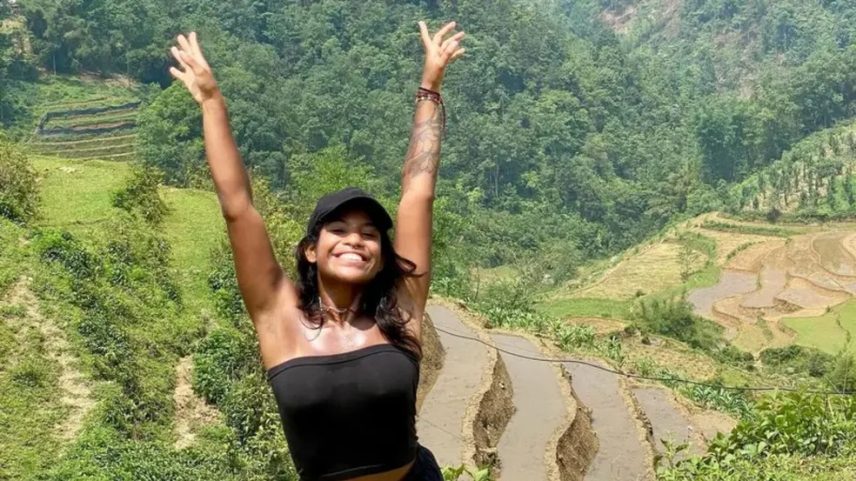 Juliana Marins durante sua viagem para a Ásia (Foto: Reprodução)