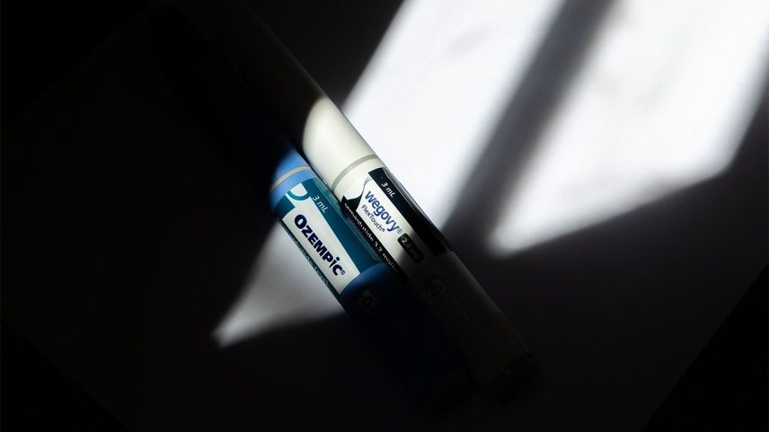Para perder peso com medicamentos GLP-1 e mantê-lo, é importante adotar hábitos de vida como uma dieta equilibrada e exercícios regulares. (Foto: Steve Christo – Corbis/Getty Images)