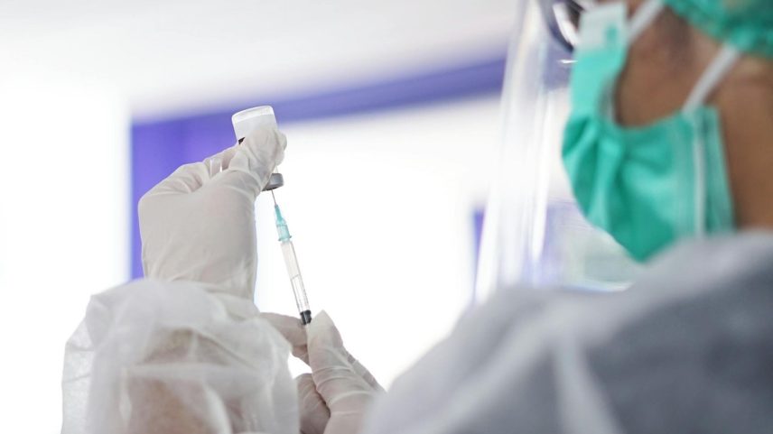 Vacina da dengue desenvolvida pelo Butantan oferece proteção contra os quatro sorotipos, diz instituto. (Foto: Pexels)