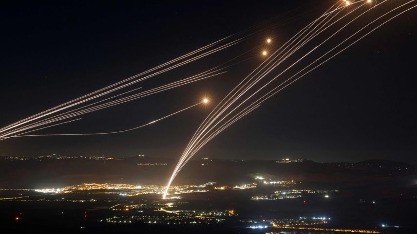 Domo de Ferro de Israel em ação — Foto: Jalaa Marey/AFP