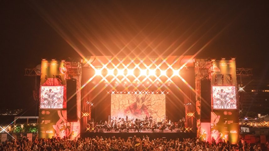 Orquestra Ouro Preto na Praia de Copacabana em 2024. No próximo fim de semana, eles repetem a dose; desta vez, com novos concertos (Foto: Rapha Garcia/divulgação).