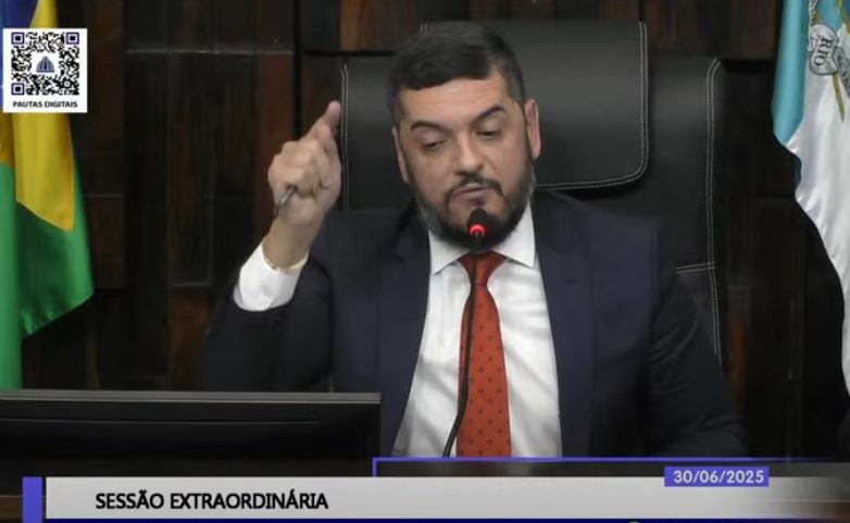 A discussão aconteceu no plenário desta segunda-feira, 30. (Foto: Reprodução)