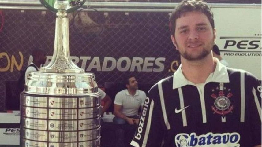 O publicitário Adriano Campos Pedreira, 37, morreu na noite de domingo (29) após cerca de 20 dias internado em coma (Foto: Arquivo pessoal)
