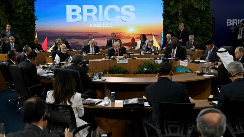 Líderes do Brics pedem maior participação e cotas de países emergentes no FMI e no Banco Mundial (Foto: Mauro PIMENTEL / AFP)