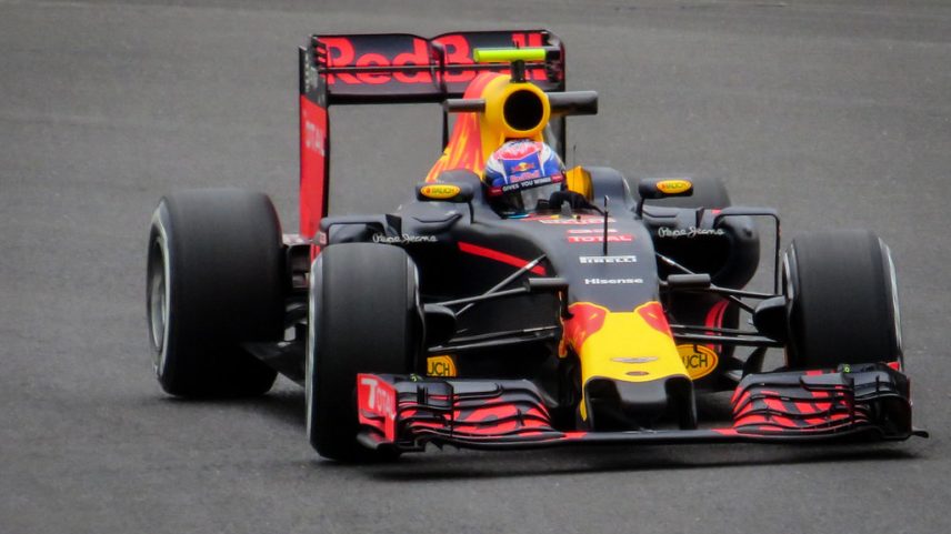 Carro de Max Verstappen na F1, da Red Bull Racing. (Imagem: Creative Commons)