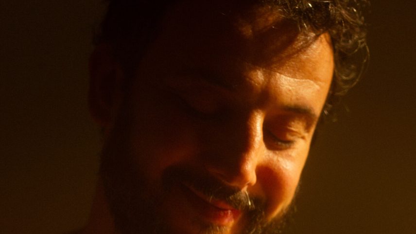 Artista se apresenta em São Paulo e no Rio de Janeiro