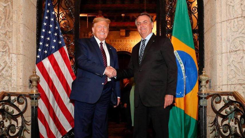O ex-presidente Jair Bolsonaro com o presidente dos Estados Unidos Donald Trump (Foto: Alan Santos/Presidente da República)