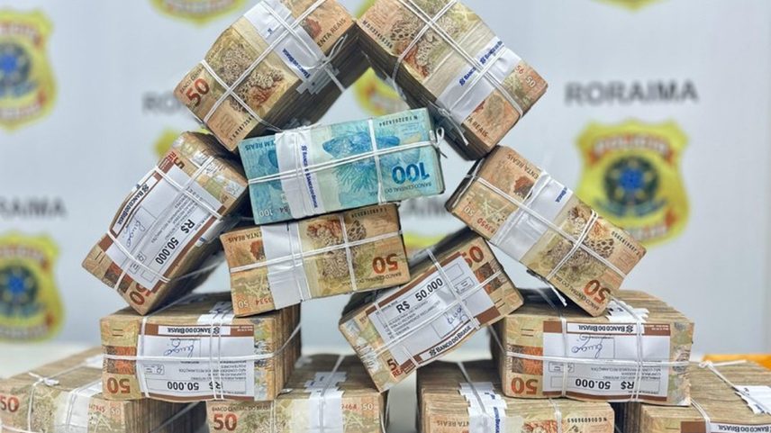 Dinheiro apreendido pela Polícia Federal em investigação sobre Pix (Foto: Divulgação/PF)