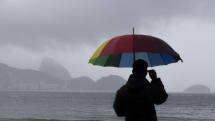 Dia frio e com chuva no Rio (Foto: Márcia Foletto)