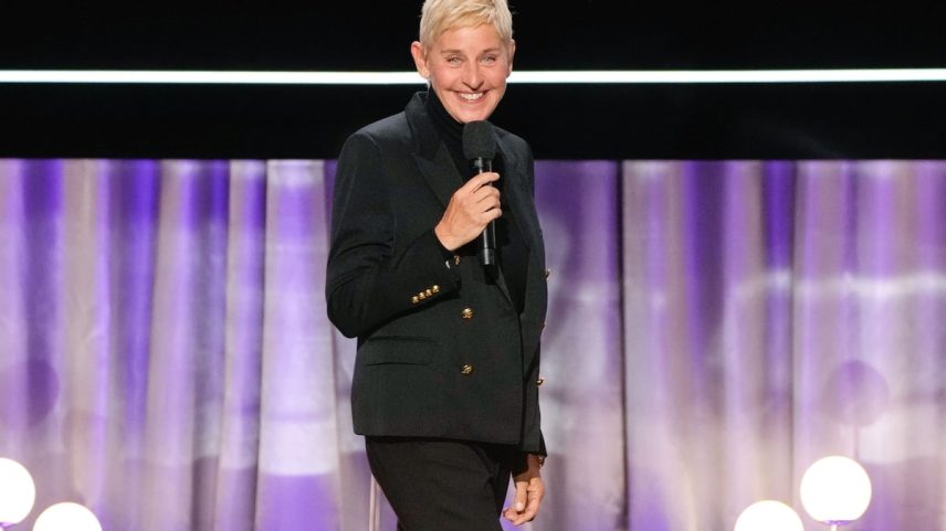 Ellen Degeneres em um especial de televisão em abril de 2023. (Foto: Casey Durkin/NBC via Getty Images)