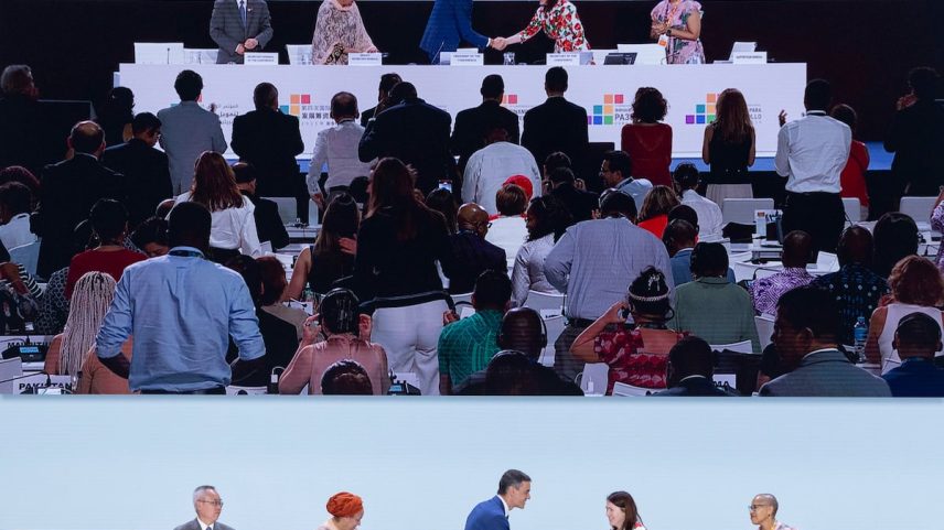 O presidente do Governo da Espanha, Pedro Sánchez, durante o ato de clausura da quarta conferência para a financiamento e desenvolvimento da ONU celebrada em Sevilla. (Foto: PACO PUENTES)