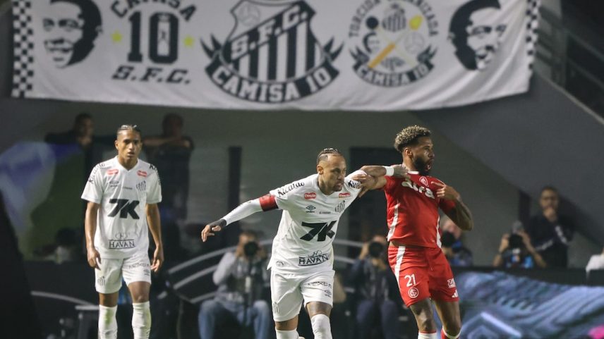 Neymar centralizou a criação do time santista, mas não conseguiu desequilibrar. (Foto: Ricardo Duarte/Internacional)