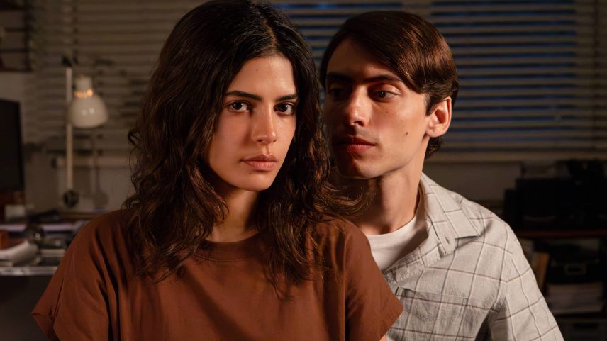 Julia Dalavia e Jaffar Bambirra em 'Dias Perfeitos': nova série do Globoplay que estreia em 14 de agosto (Foto: André Rodrigues)