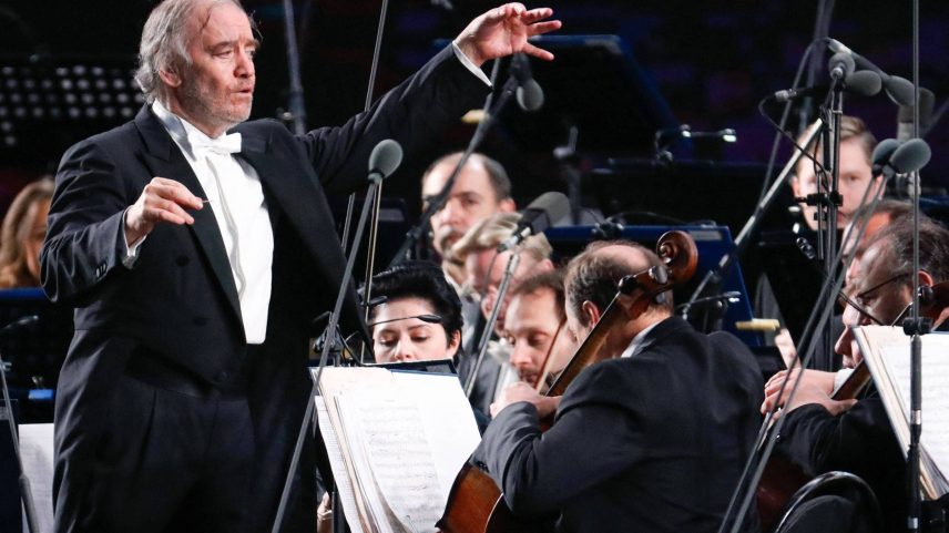 Maestro russo Valery Gergiev em concerto dedicado à Copa do Mundo 2018, na Rússia, em Moscou (Foto: Sergei Chirikov/AFP)