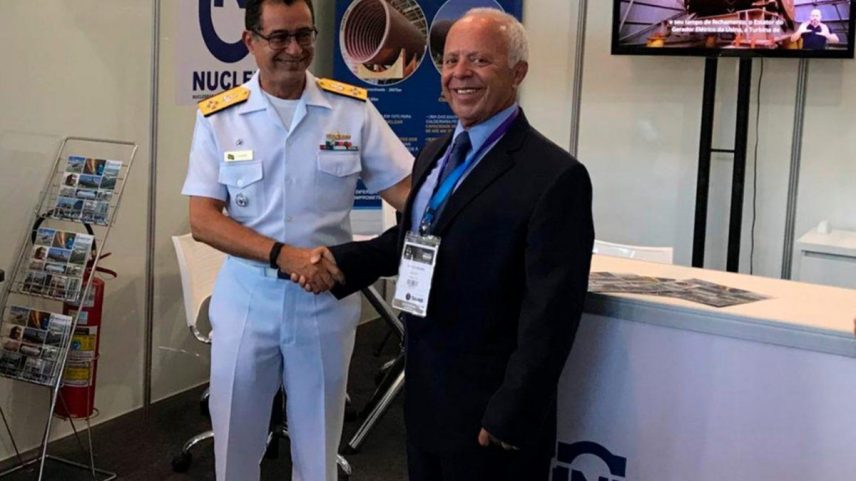 Ex-comandante da Marinha Almir Garnier e o ex-presidente da Nuclep Carlos Henrique Seixas (Foto: Divulgação)