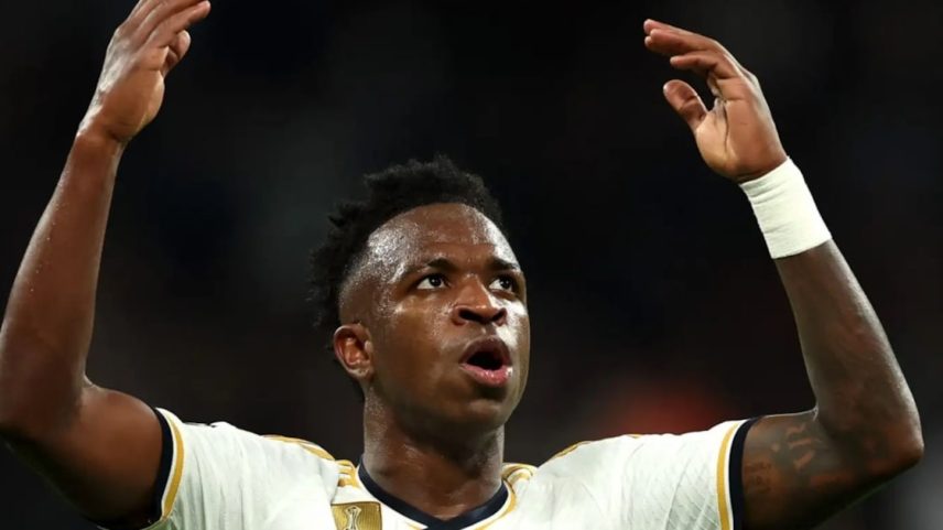 Vinicius Júnior tem conversas com o Real Madrid para a ampliação do contrato. (Foto: @real madrid via Facebook)