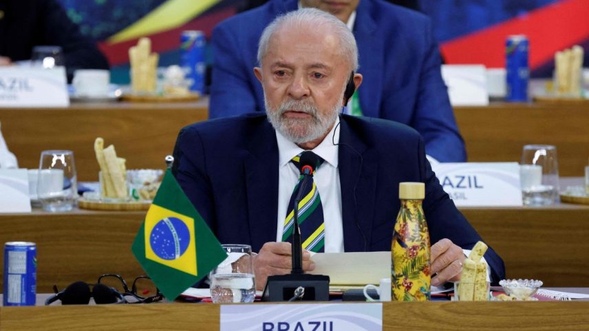 Presidente Luiz Inácio Lula da Silva discursa durante a abertura da Cúpula do G20 no Rio, em 18 de novembro (Foto: Ludovic MARIN / AFP)