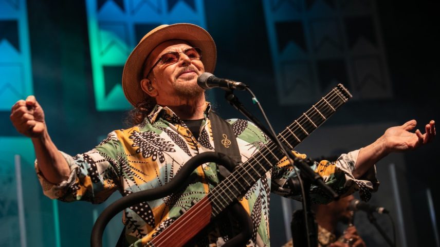 Geraldo Azevedo comanda as duas noites de Arraiá do Circo Voador (Foto: Divulgação/Flora Pimentel)