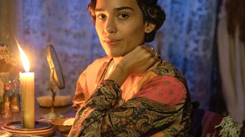 Aldezira (Theresa Fonseca) (Foto: Manoella Mello / Globo)